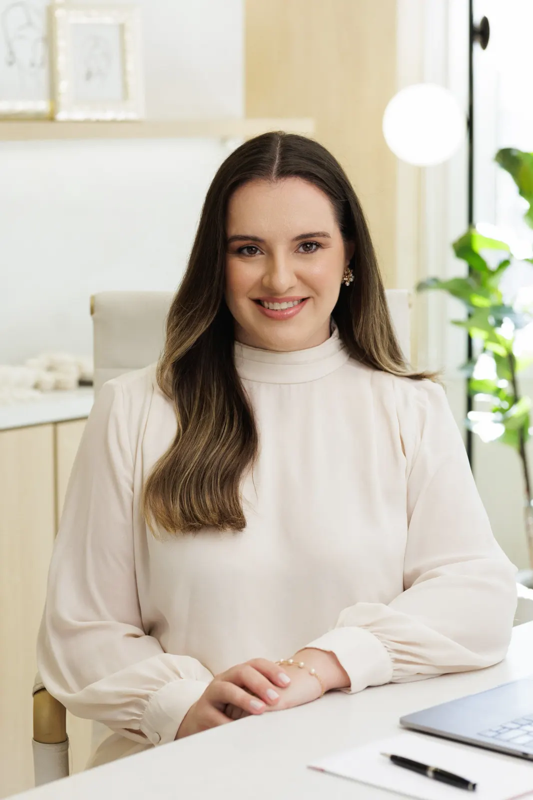 Mamoplastia Redutora em São Paulo — Dra. Fabiana Lage